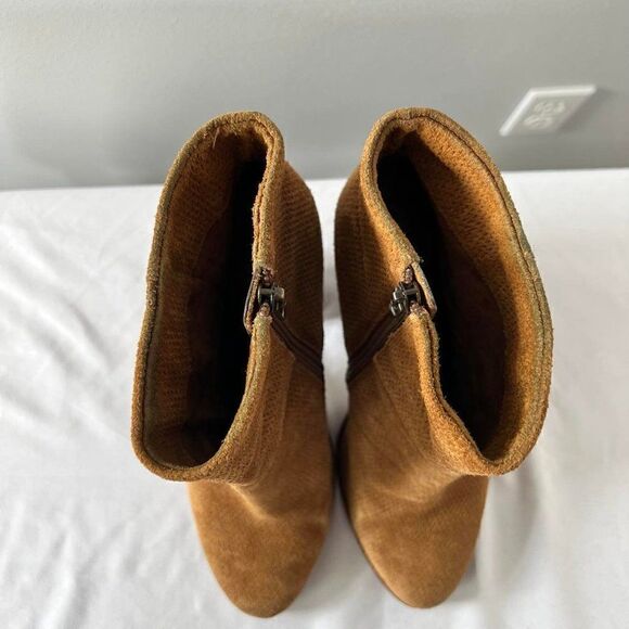Vince Camuto VC-Larena Diamond Emboss Bootie Size 7.5 - Picture 7 of 10